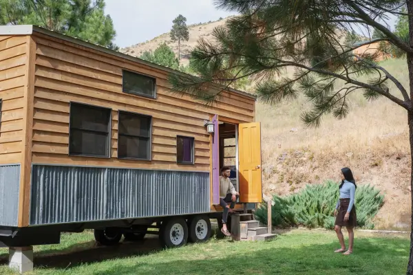 Cálculo Estrutural e Distribuição de Peso para Tiny Houses sobre Rodas